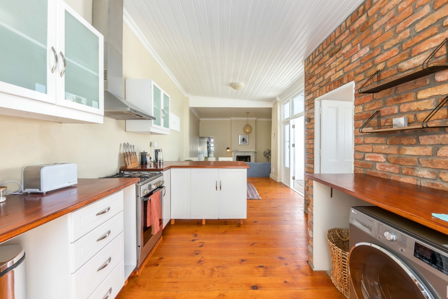 To Let 2 Bedroom Property for Rent in Tamboerskloof Western Cape